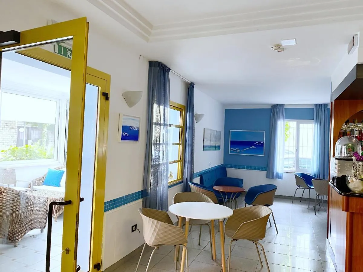 Hotel Stella Alpina Rimini 3*,